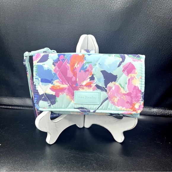 Vera Bradley RFID Smartphone Wristlet/ wallet in Cotton - Picture 4 of 9